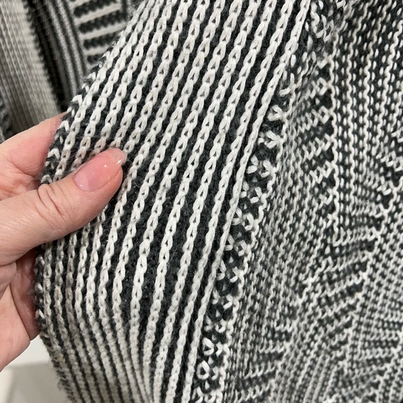 AEROPOSTALE sm women’s cardigan - Picture 2 of 6